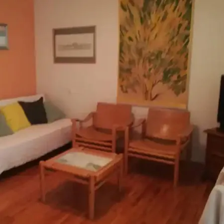 Apartman Friendly Well Located Family - Two Bedroom *